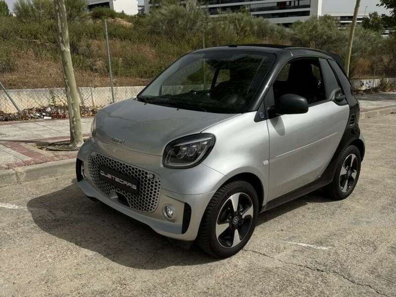 Plateado Usado 2020 Smart ForTwo Electric Drive Descapotable | 16.250 € (Caro) - Imagen 1/4