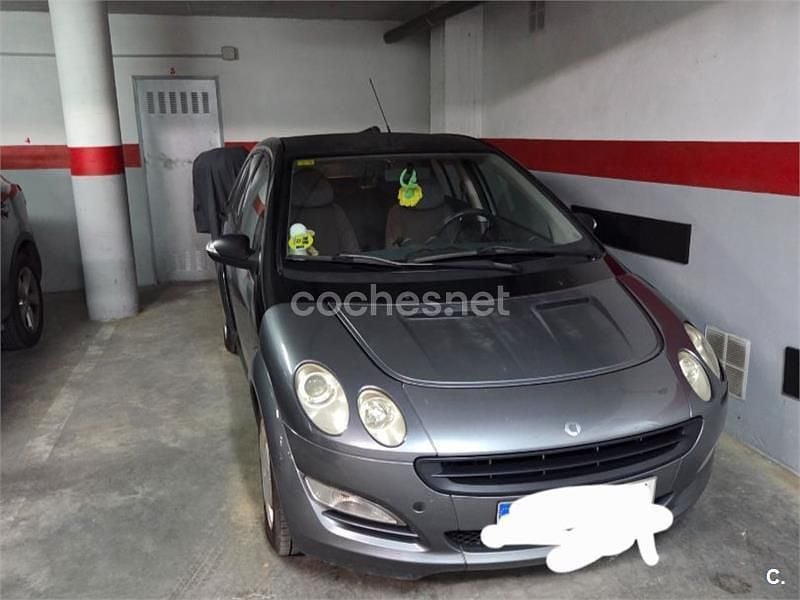 Usado Smart ForFour Pulse 95 CV (69 kW) 2004 Gris / plata Utilitario