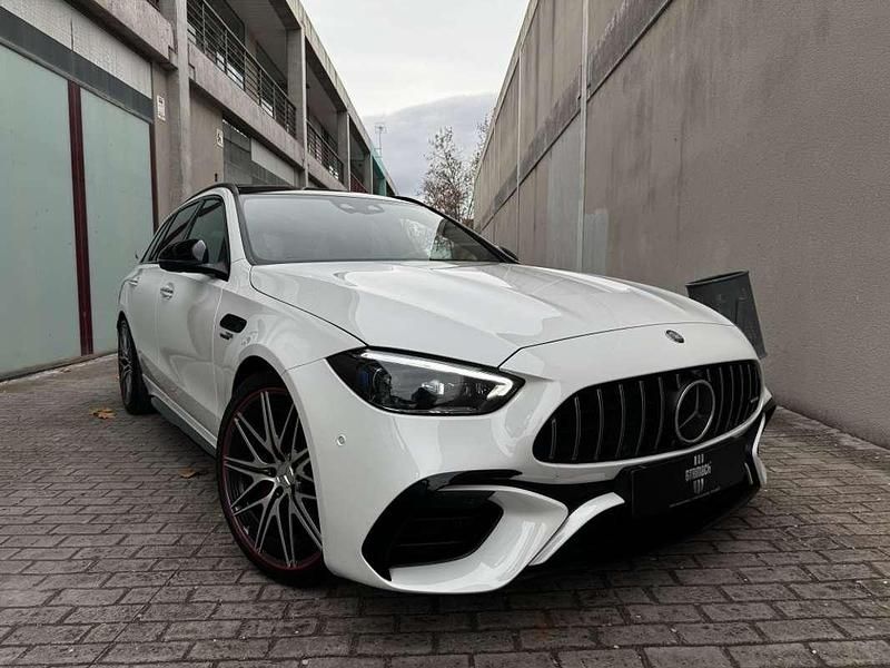 Usado Mercedes C63 AMG AMG 680 CV (500 kW) 2024 Blanco Familiar