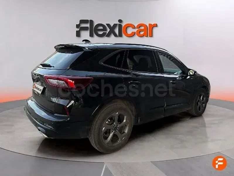 Usado Ford Kuga ST-Line 150 CV (110 kW) 2025 Negro SUV