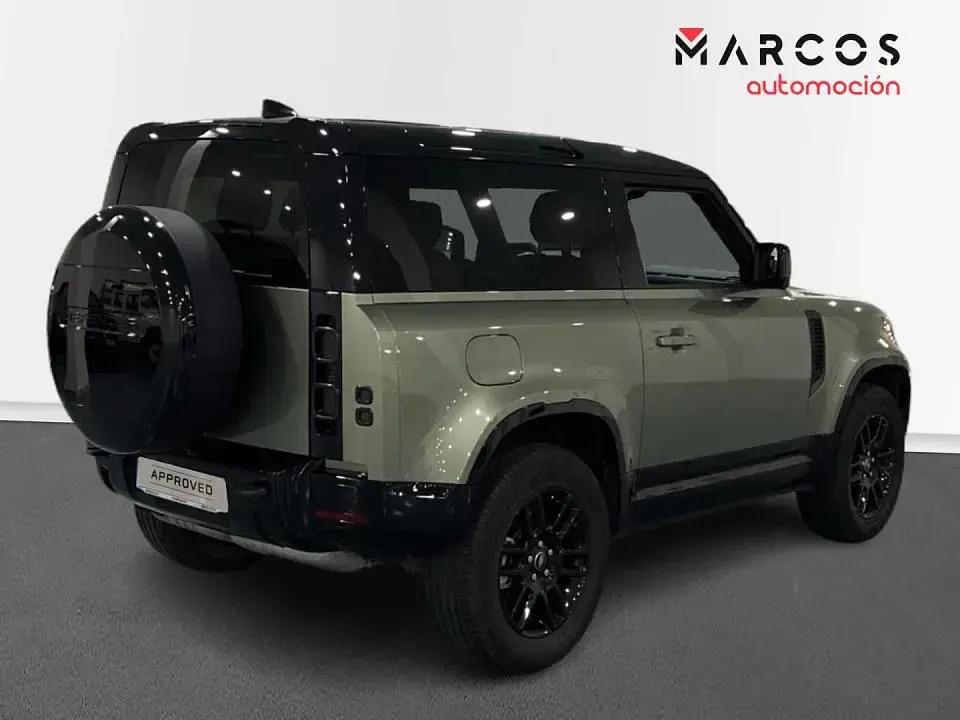 Begagnad Land Rover Defender SE Dynamic 249 HK (183 kW) 2023 SUV