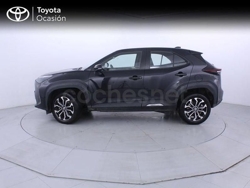Usado Toyota Yaris Cross Active 116 CV (85 kW) 2024 Negro SUV