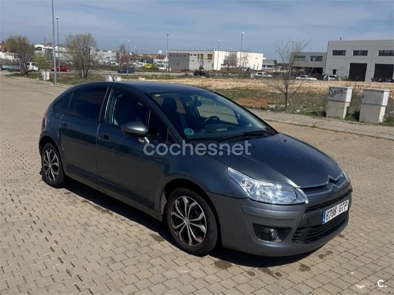 Usado Citroën C4 90 CV (66 kW) 2010 Gris / plata Berlina