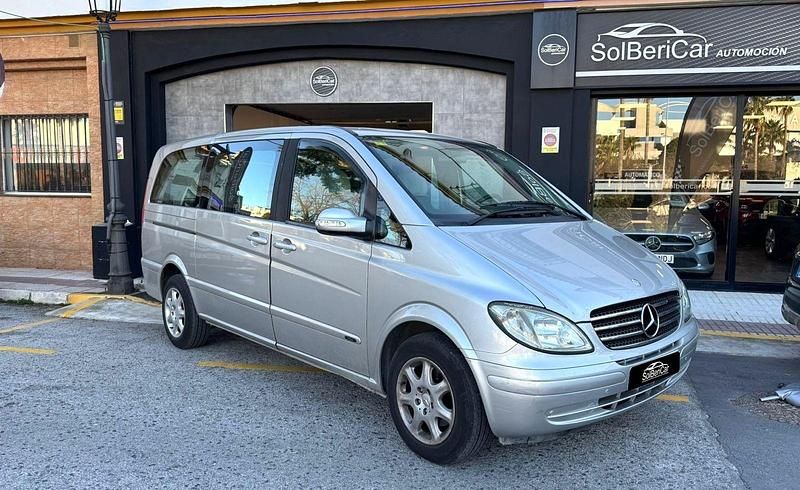 Usado Mercedes Viano 150 CV (110 kW) 2005 Gris Monovolumen