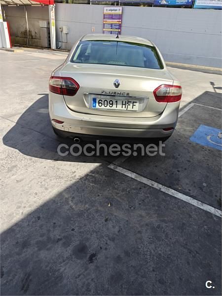 Usado Renault Fluence Dynamique 110 CV (80 kW) 2011 Beige Berlina