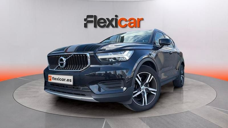 Usado Volvo XC40 Momentum 150 CV (110 kW) 2020 Negro SUV