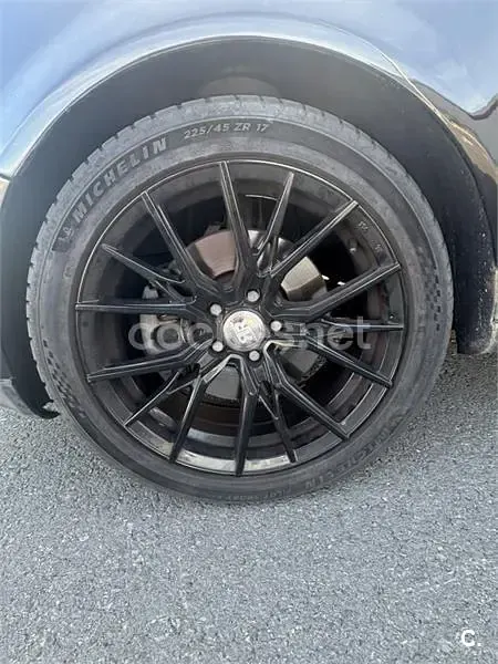 Usado VW Golf IV Highline 130 CV (95 kW) 2001 Negro Berlina