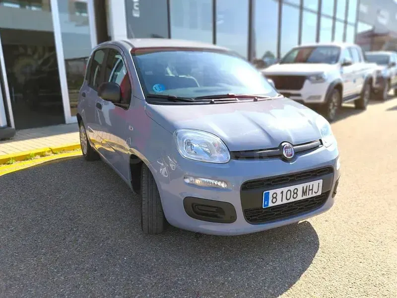 Usado Fiat Panda Cross Cross 70 CV (51 kW) 2023 Gris / plata Utilitario