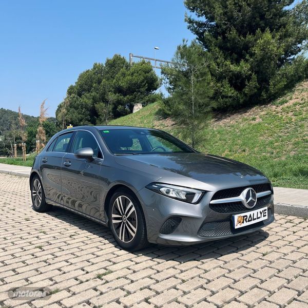 Gris Usado 2019 Mercedes A200 Berlina | 22.900 € (Precio justo) - Imagen 1/4