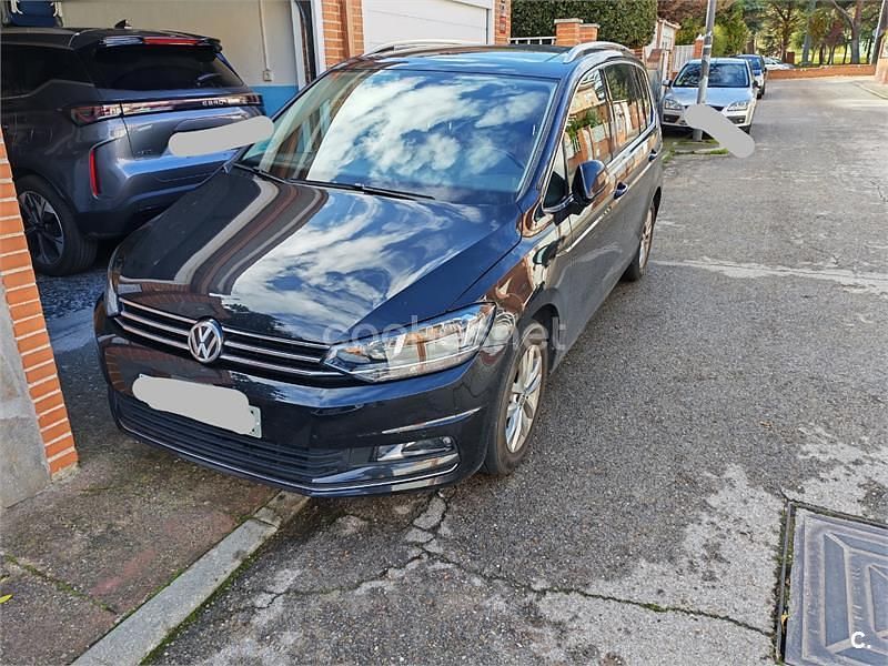 Negro Usado 2017 VW Touran Business Monovolumen | 18.000 € (Un poco caro) - Imagen 1/4