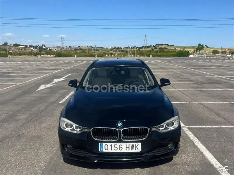 Usado BMW 320 184 CV (135 kW) 2014 Negro Familiar