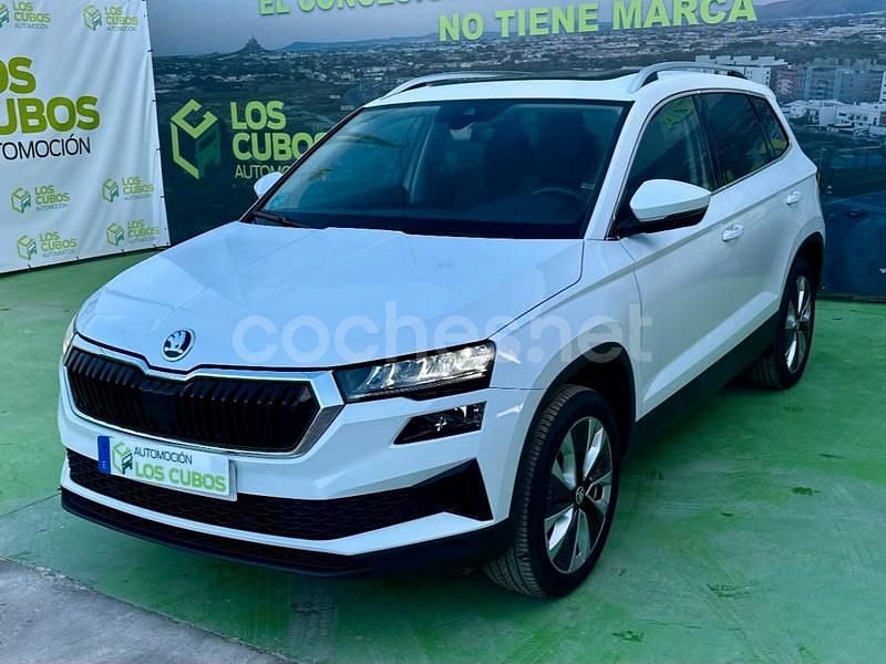 Usado Skoda Karoq SportLine 150 CV (110 kW) 2023 Blanco SUV