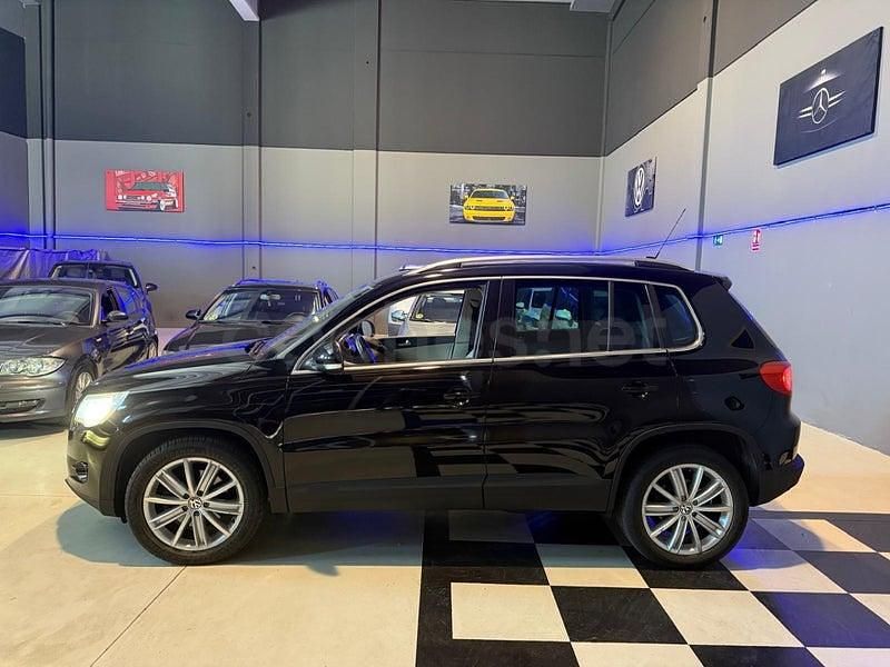 Usado VW Tiguan Sport 140 CV (102 kW) 2008 Negro SUV