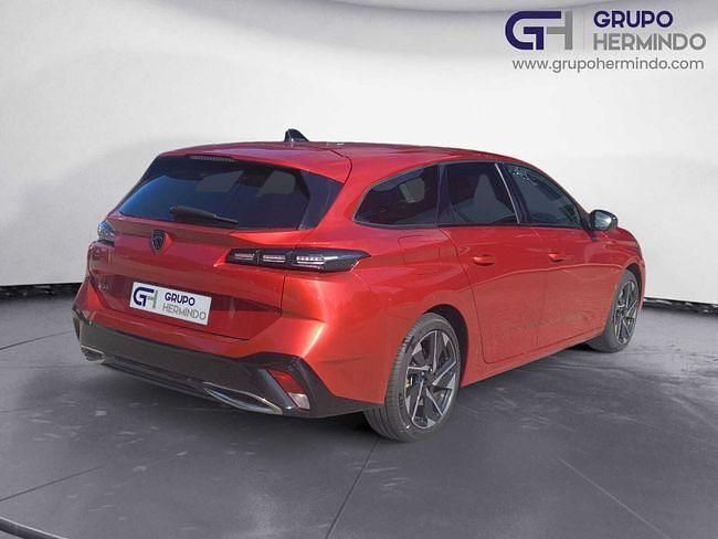 Usado Peugeot 308 SW Allure 130 CV (95 kW) 2024 Rojo Familiar
