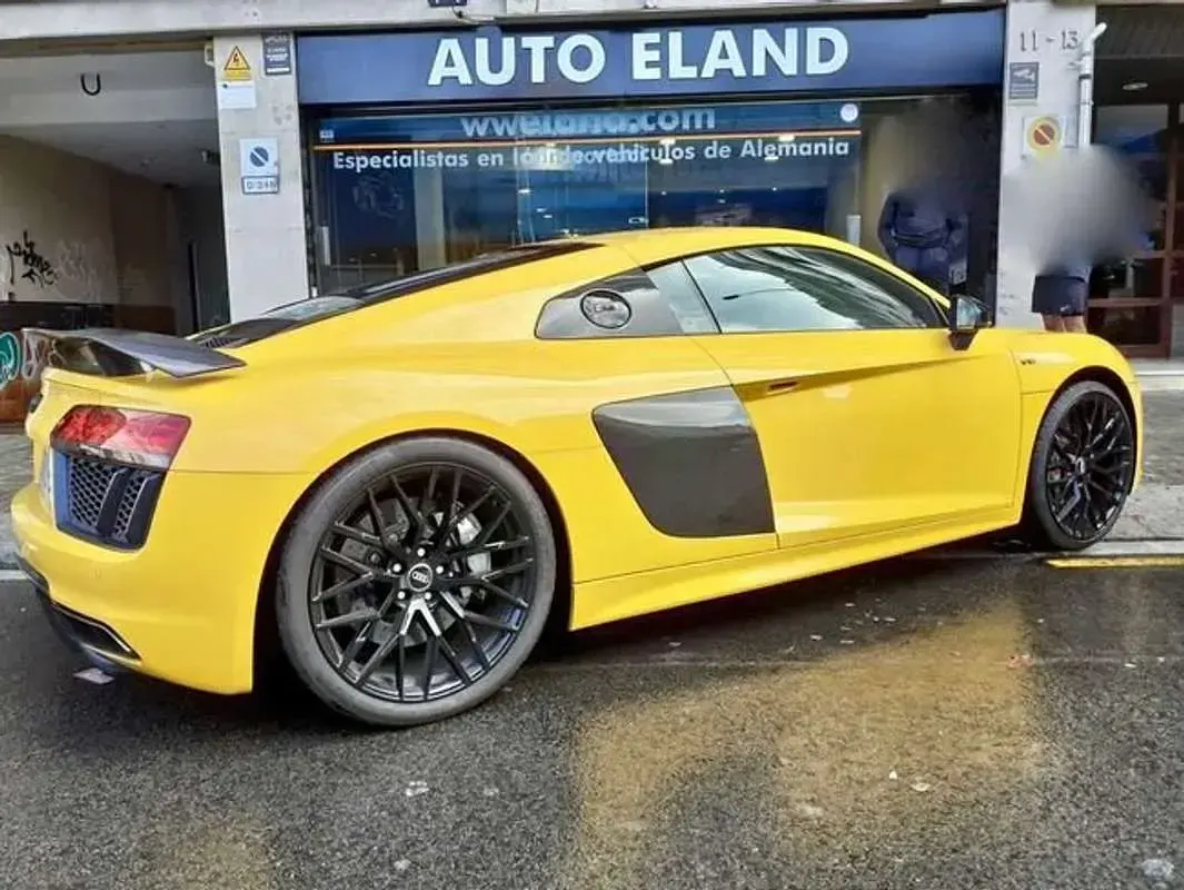 Usado Audi R8 Coupé 610 CV (448 kW) 2016 Amarillo Coupe