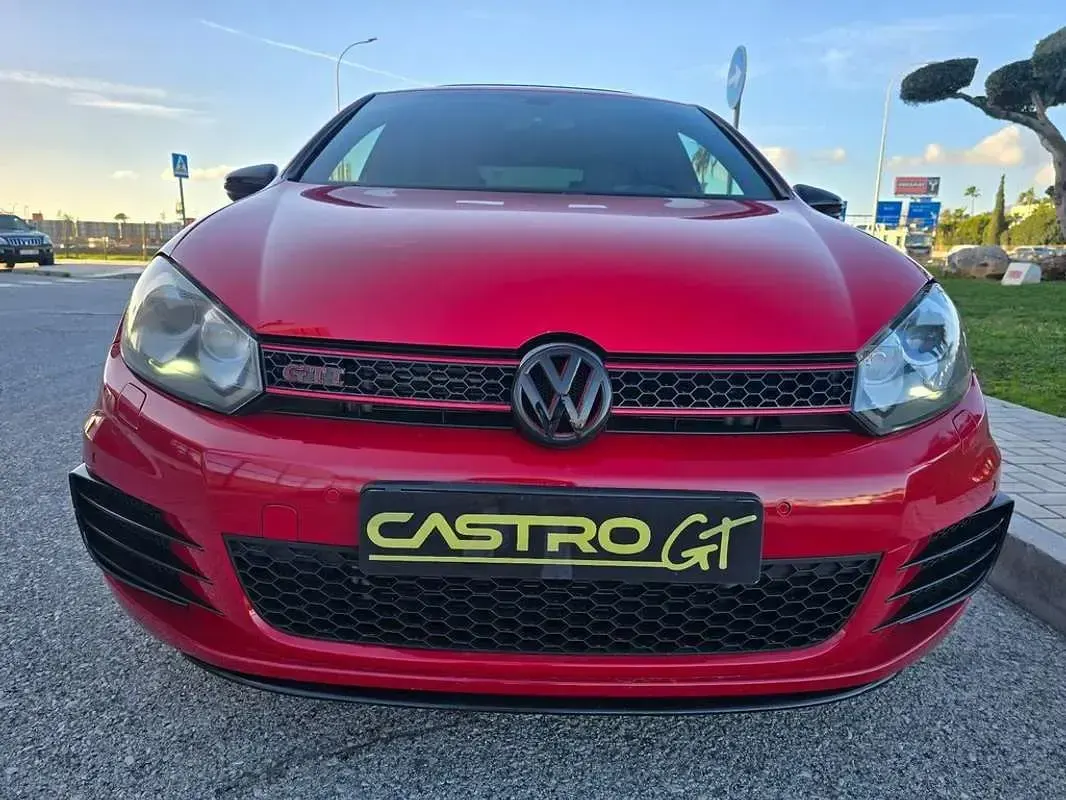 Usado VW Golf VI GTI 211 CV (155 kW) 2010 Rojo Utilitario