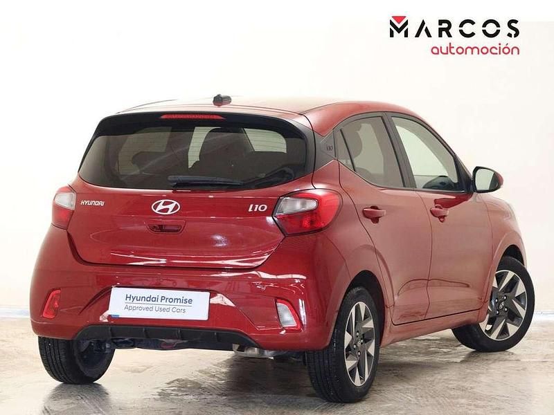 Usado Hyundai i10 64 CV (47 kW) 2025 Rojo Utilitario