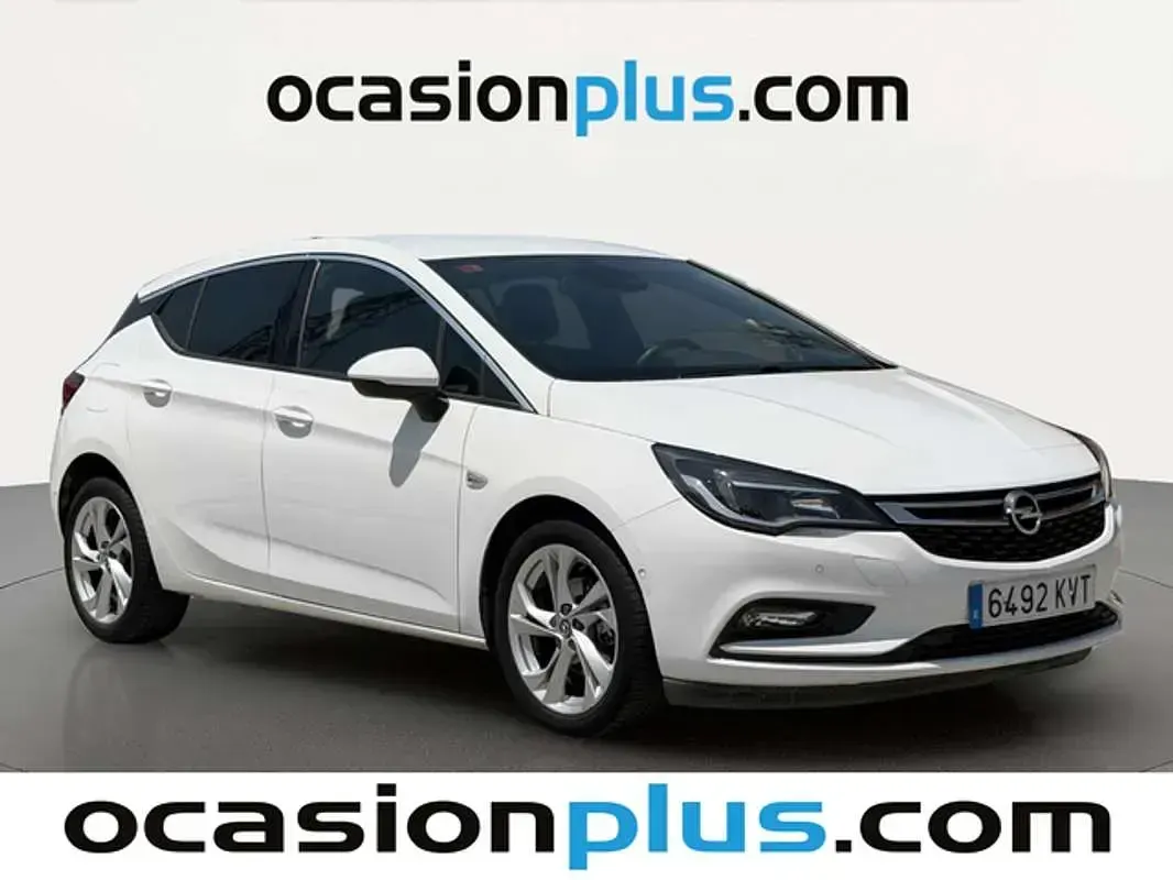 Usado Opel Astra Dynamic 110 CV (80 kW) 2019 Blanco Utilitario