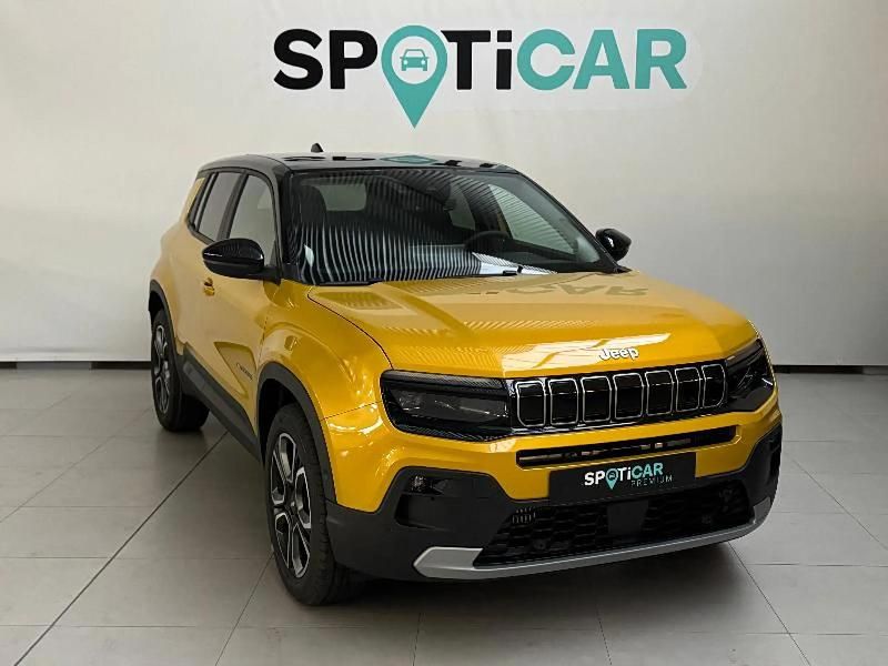 Usado Jeep Avenger Summit 100 CV (73 kW) 2025 Amarillo SUV
