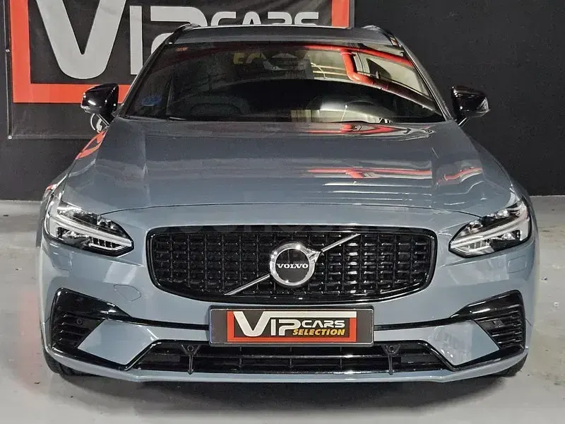 Usado Volvo V90 R-Design 340 CV (250 kW) 2021 Gris / plata Familiar