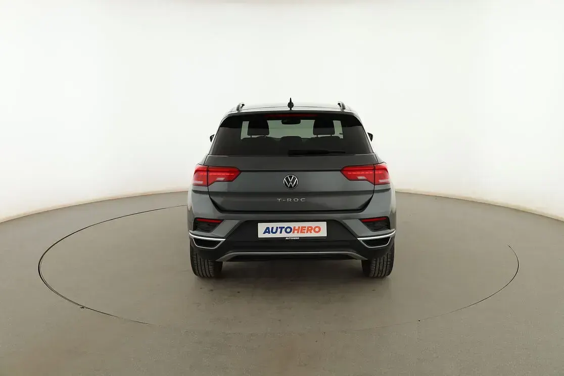 Usado VW T-Roc Advance 150 CV (110 kW) 2021 Gris SUV