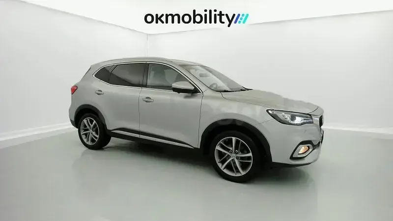 Używany MG HS Luxury 162 KM (119 kW) 2023 Szary SUV
