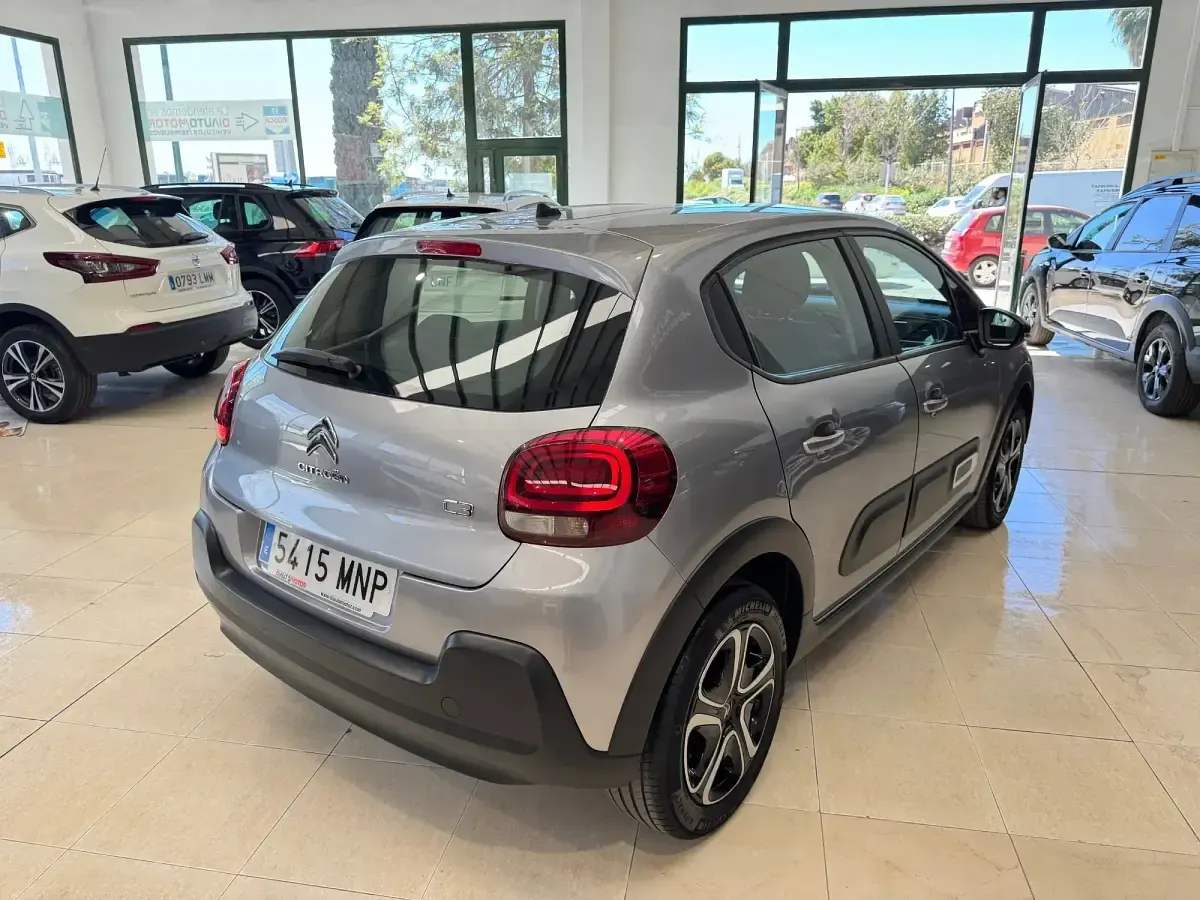 Usado Citroën C3 PureTech 83 CV (61 kW) 2024 Gris Berlina