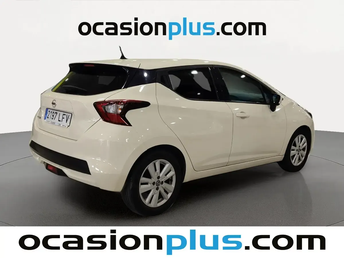 Usado Nissan Micra Acenta 101 CV (74 kW) 2020 Beige Utilitario