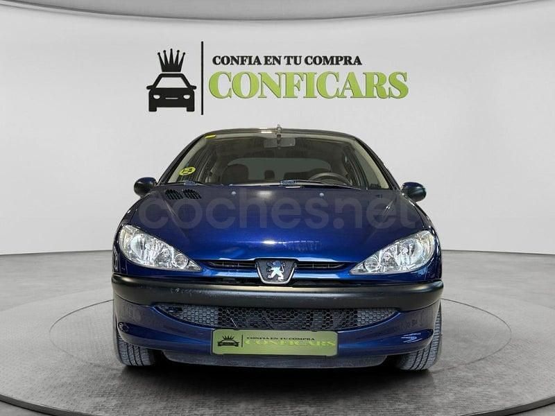 Usado Peugeot 206 Quiksilver 75 CV (55 kW) 2003 Azul Berlina