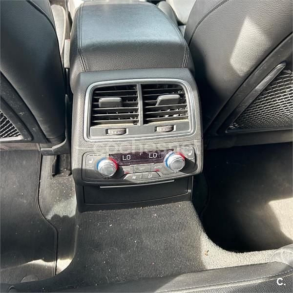 Usado Audi A6 245 CV (180 kW) 2012 Negro Familiar