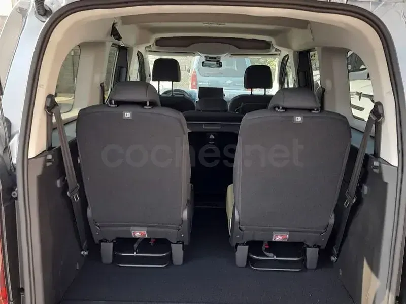 Nuevo Citroën Berlingo 130 CV (95 kW) 2026 Gris / plata Monovolumen