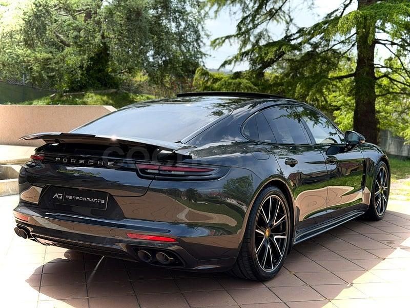 Usado Porsche Panamera Turbo S 680 CV (500 kW) 2020 Gris / plata Berlina