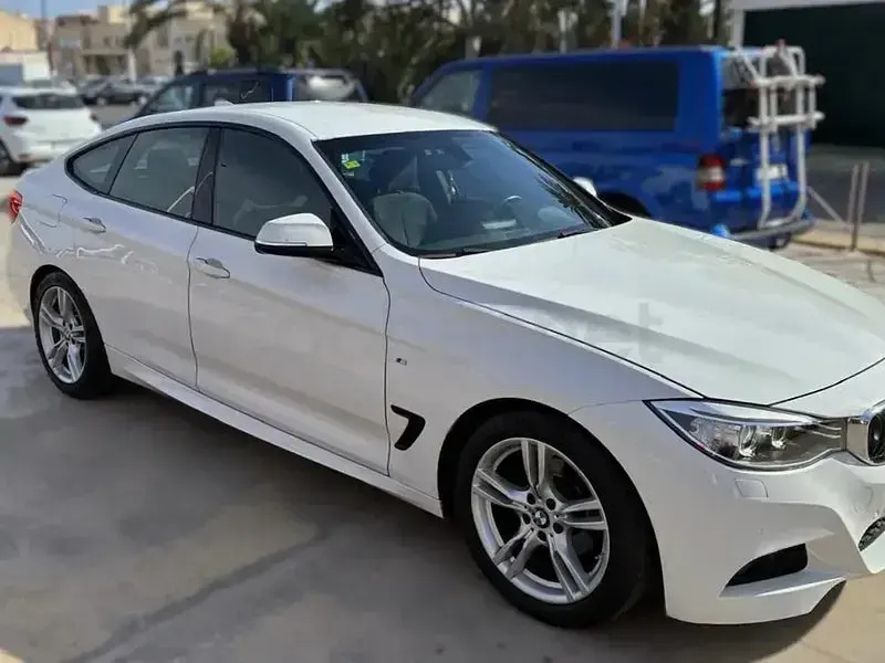 Usado BMW 318 143 CV (105 kW) 2015 Blanco Berlina