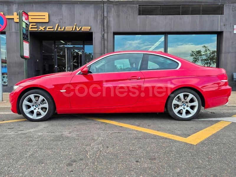 Rojo Usado 2007 BMW 330 Coupe | 13.999 € (Precio justo) - Imagen 1/1