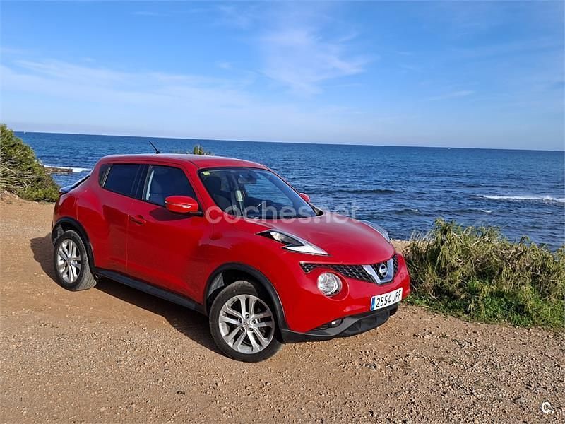 Usado Nissan Juke Visia 110 CV (80 kW) 2016 Rojo SUV
