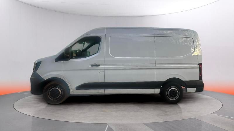 Usado Renault Master 150 CV (110 kW) 2024 Blanco Monovolumen