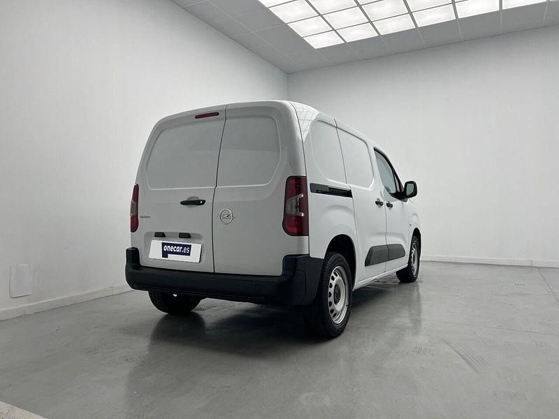 Usado Opel Combo 102 CV (75 kW) 2022 Blanco Monovolumen