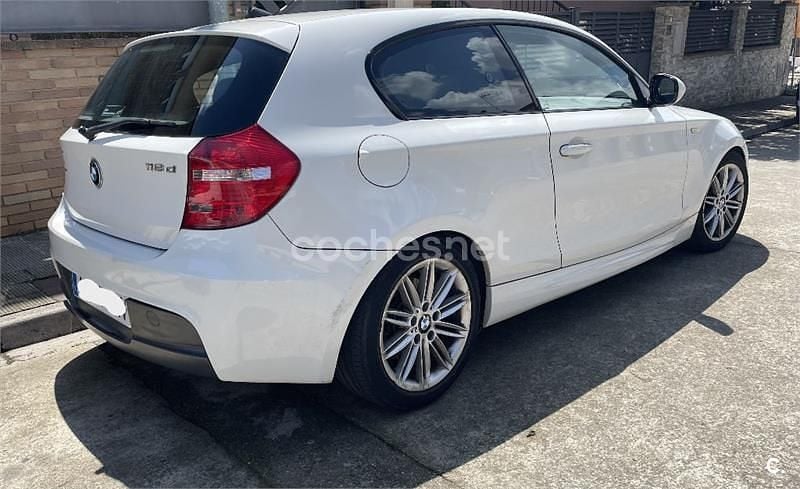 Używany BMW 118 143 KM (105 kW) 2009 Biały Hatchback