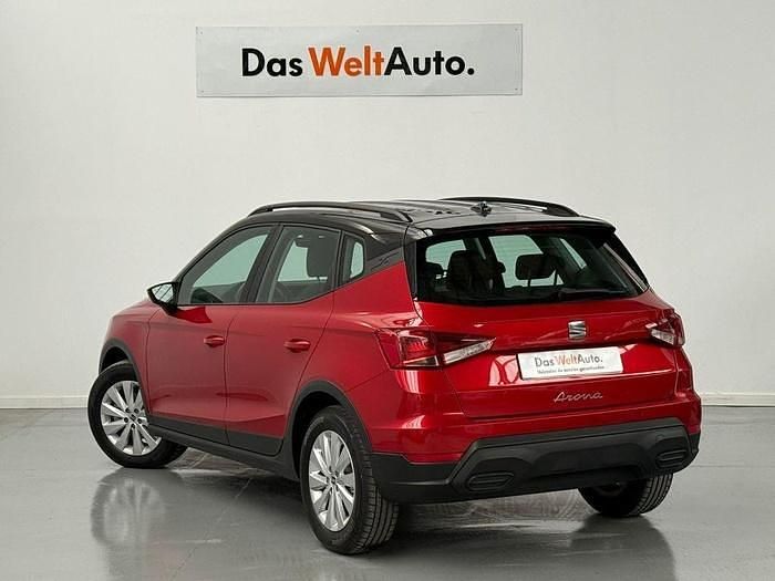 Rojo Usado 2024 Seat Arona Style SUV | 21.000 € (Un poco caro) - Imagen 1/4