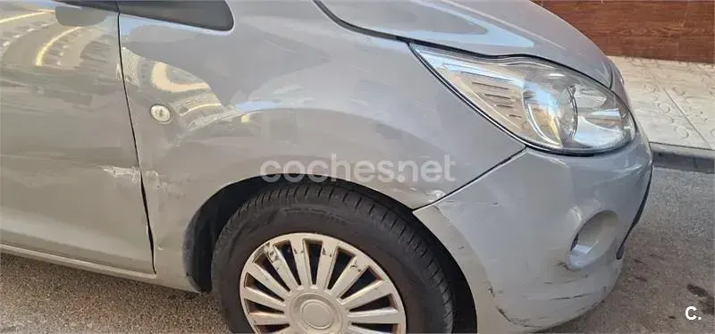 Usado Ford Ka 69 CV (50 kW) 2015 Blanco Berlina