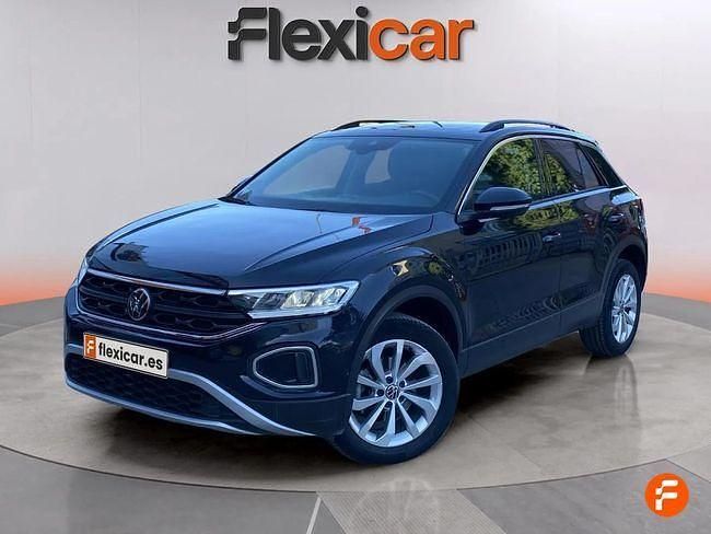 Usado VW T-Roc Life 150 CV (110 kW) 2023 Negro SUV
