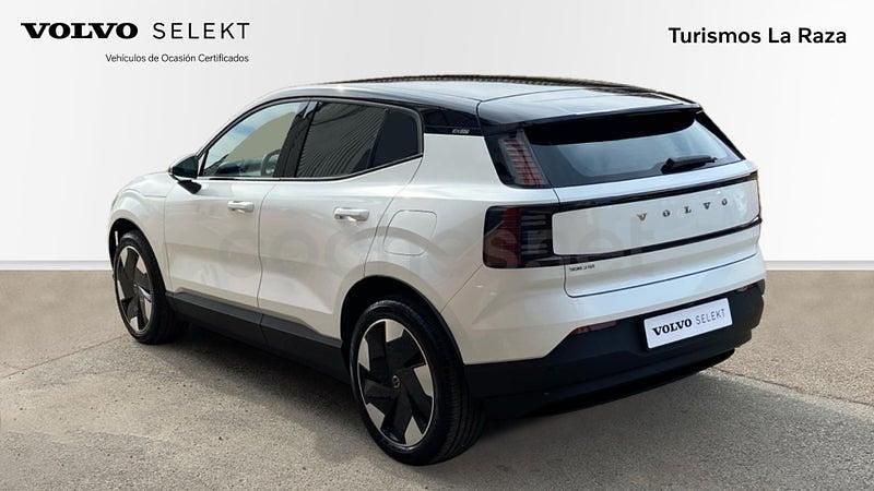 Usado Volvo EX30 Plus 200 kW (272 HP) 2024 Eléctrico SUV