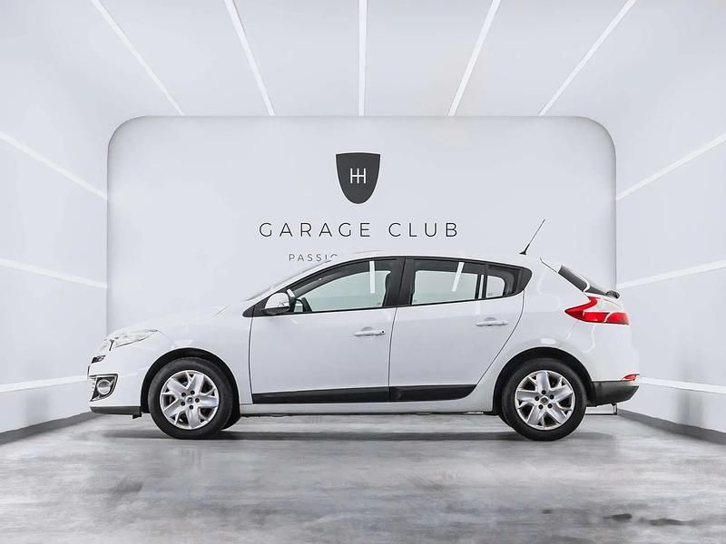 Begagnad Renault Mégane Expression 115 HK (84 kW) 2012 Vit Sedan