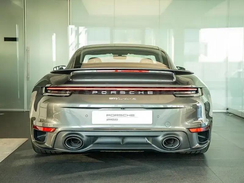 Usado Porsche 911 Turbo S 650 CV (478 kW) 2023 Gris / plata Coupe