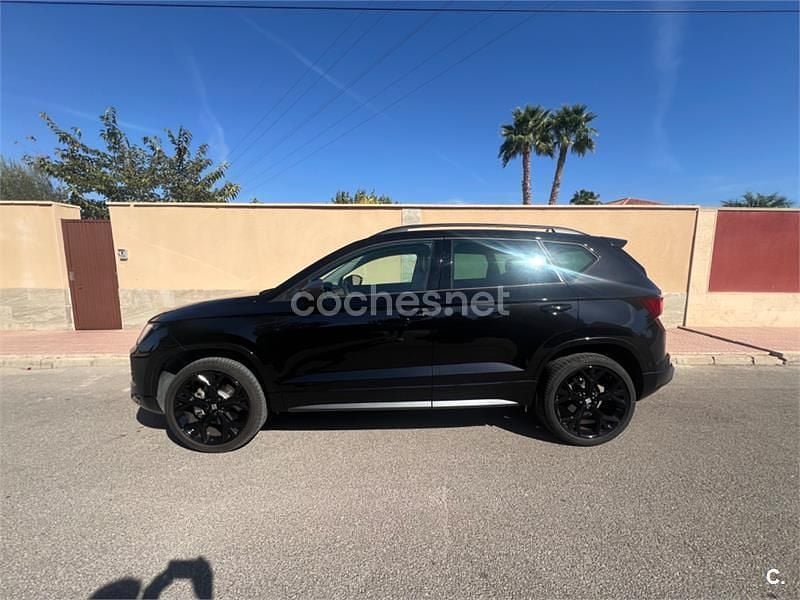 Negro Usado 2024 Seat Ateca FR SUV | 26.900 € (Un poco caro) - Imagen 1/4