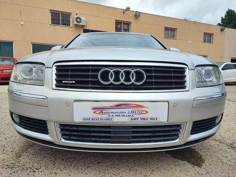 Plateado Usado 2003 Audi A8L Premium Berlina | 10.000 € - Imagen 1/4