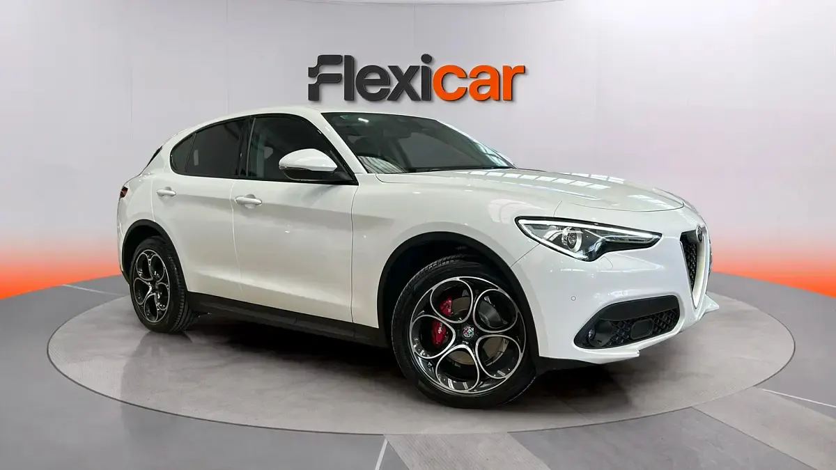 Usado Alfa Romeo Stelvio Veloce 211 CV (155 kW) 2020 SUV
