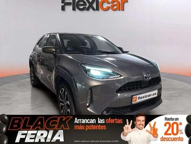 Marrón Usado 2024 Toyota Yaris Cross Active SUV | 19.490 € (Super precio) - Imagen 1/4
