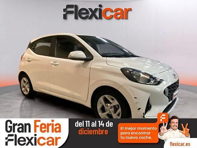 Blanco Usado 2021 Hyundai i10 Utilitario | 14.490 € (Un poco caro) - Imagen 1/4