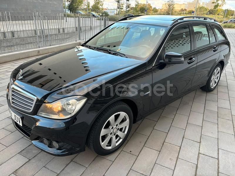 Usado Mercedes C180 Elegance 120 CV (88 kW) 2011 Negro Familiar